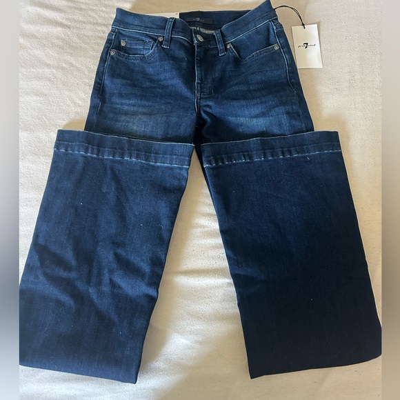 7 For All Mankind Dojo Jeans size 25, brand new with tags never worn - Picture 5 of 5